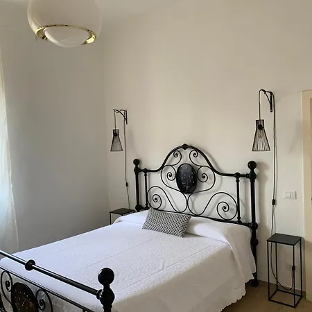 Accasa Vostra *